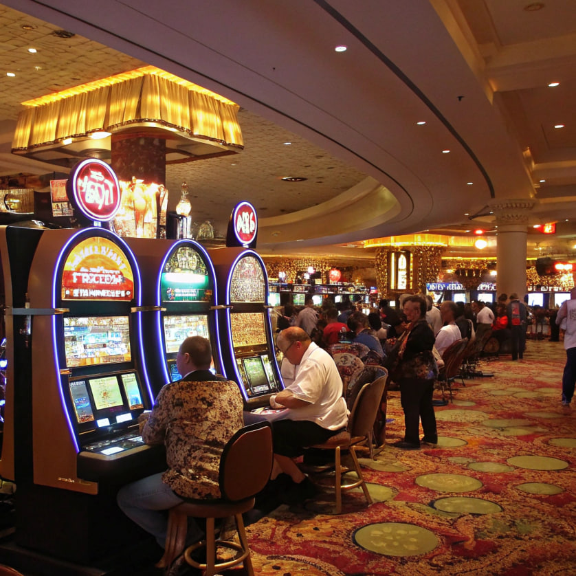 yd555-Game-Slots